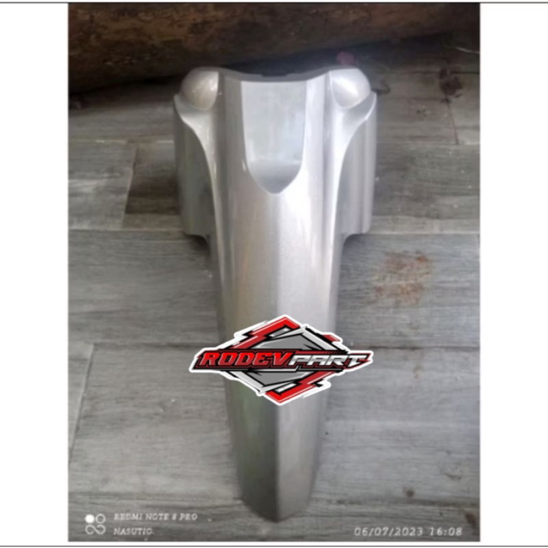 slebor spakbor depan revo lama slebor tengah revo lama revo lancip warna silver