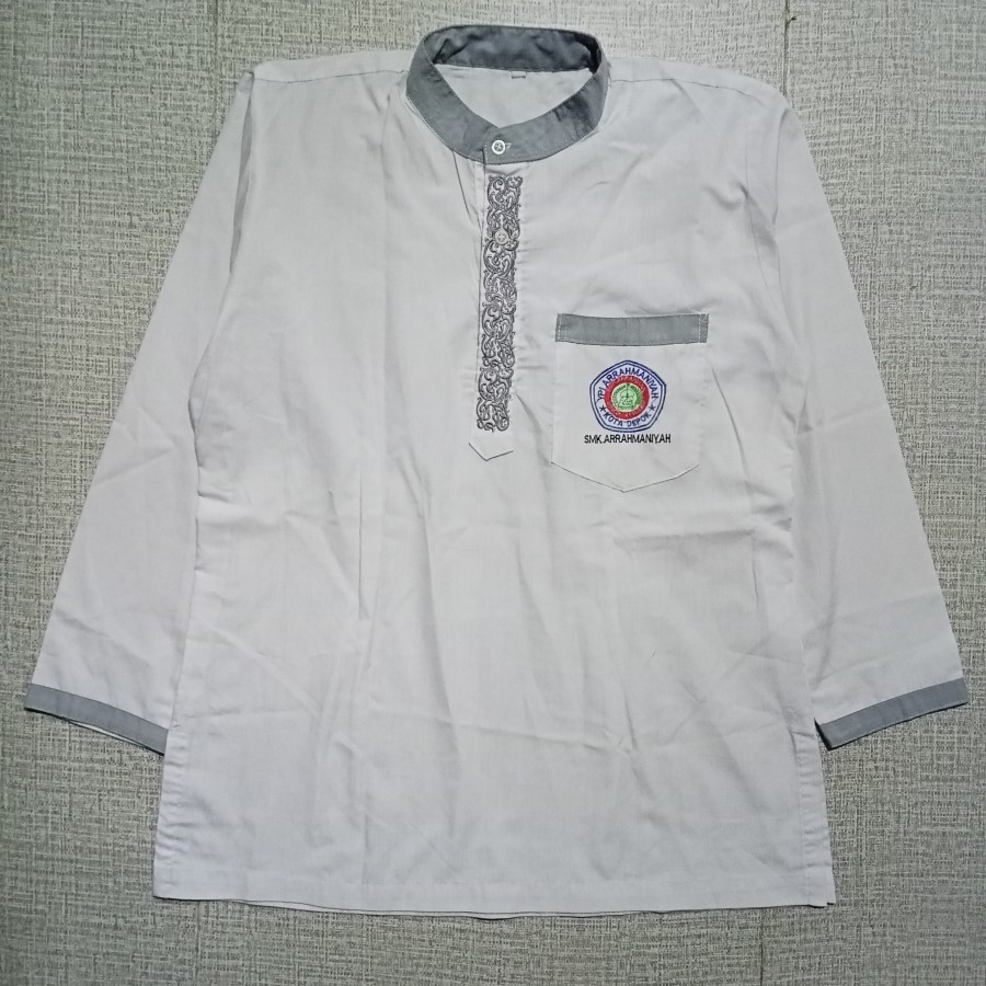 PRELOVED BAJU MUSLIM PUTIH SERAGAM LENGAN PANJANG /AZ 383