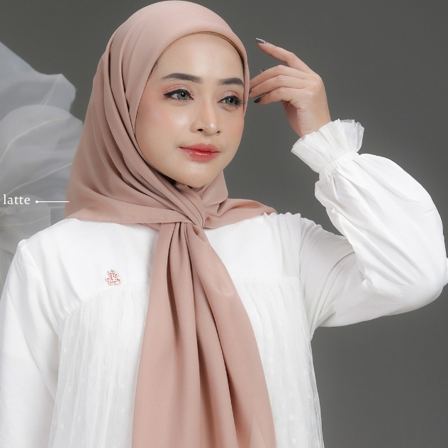 Hijab Segi Empat Terbaru Voal Linalivia
