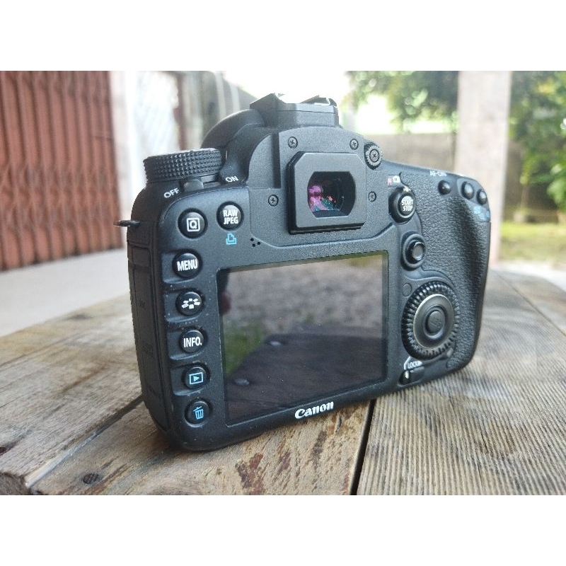 Canon 7D Body Only