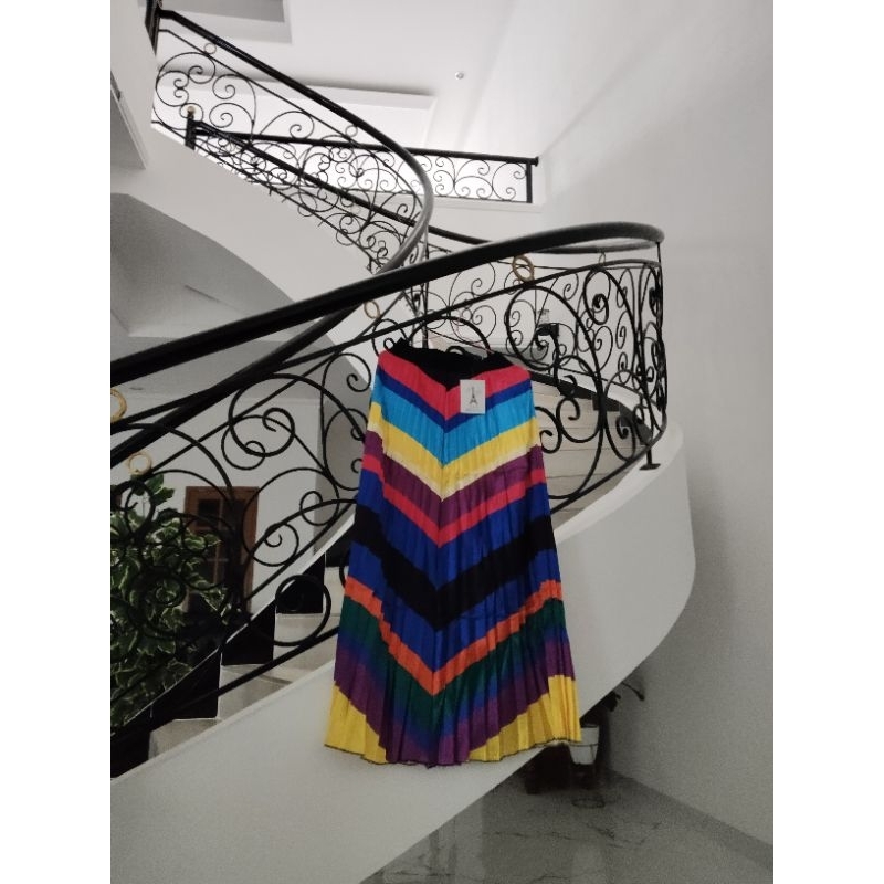 [ NEW + TAG ] PLEATED SKIRT - ROK PLISKET, LP: 60 - 110 CM KARET MELAR, PANJANG 98CM (LIHAT PHOTO)