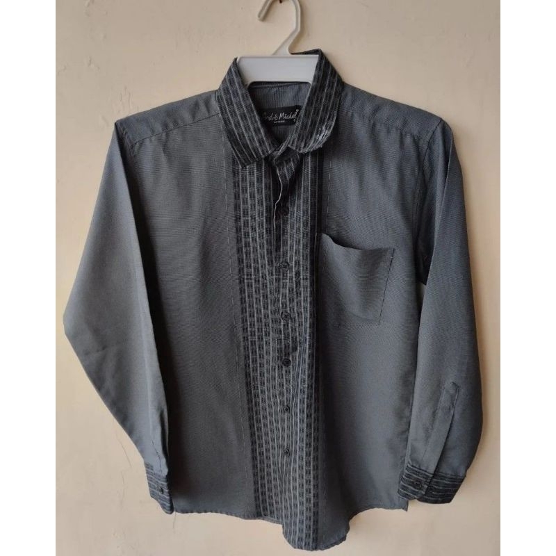 Kemeja Pria brand Andre Michel