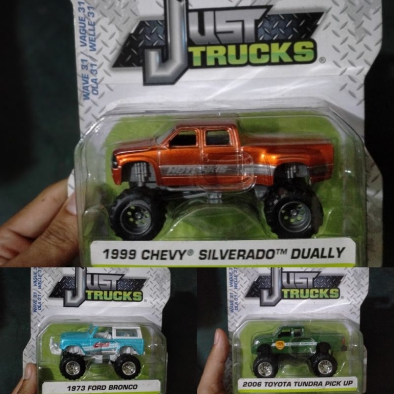 Diecast Jada Just Trucks 1:64 Chevy Silverado Ford Bronco Toyota Tundra