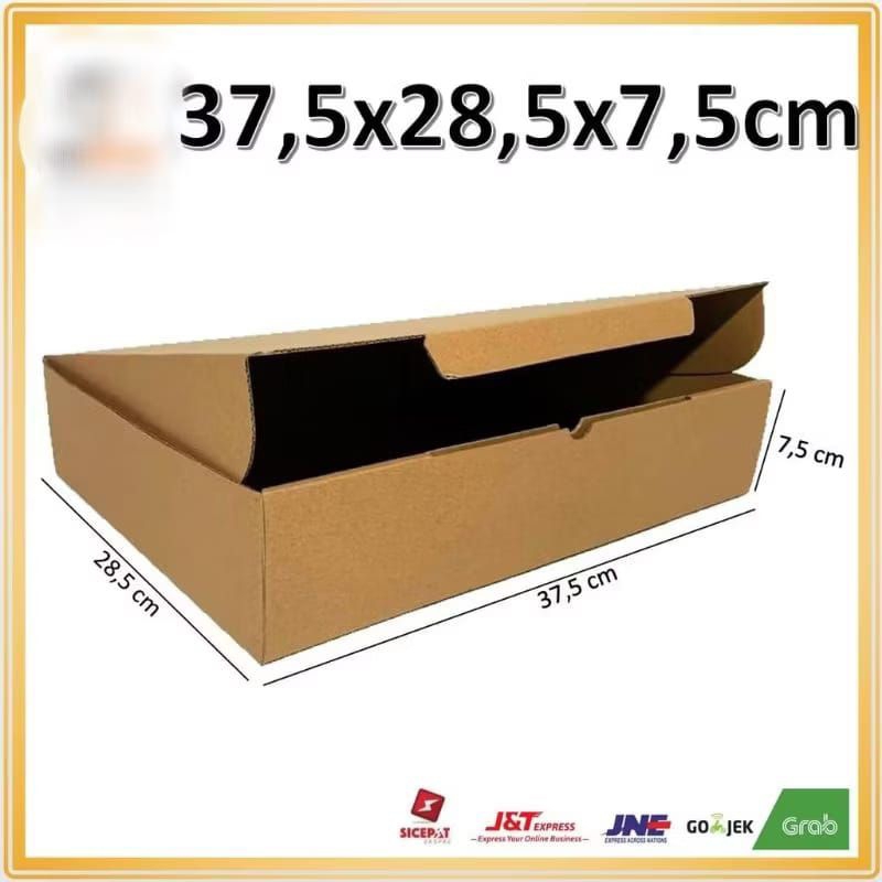 

Kardus 37,5x28,5x7,5 CM Kardus Hampers Murah Kardus Souvenir Karton Hampers Karton Souvenir Gift Box Tempat Hampers Tempat Souvenir Corrugated Box Kardus Die Cut Kardus Diecut Kotak Hadiah Kotak Hampers Murah