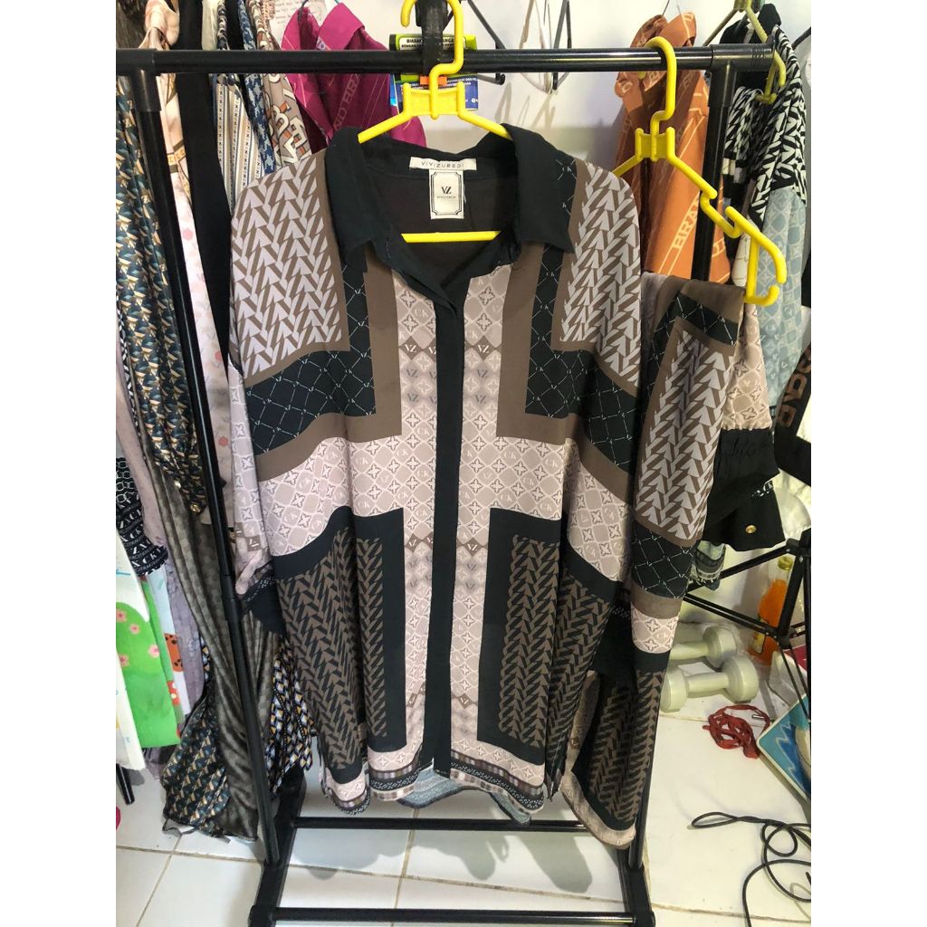 preloved one set vivi zubedi masih baguss