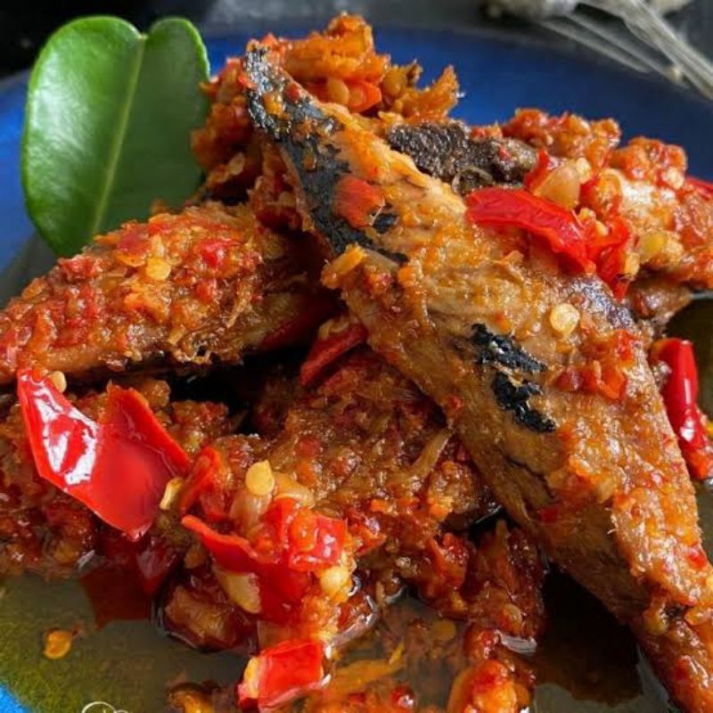 

IKAN TONGKOL BALADO PEDAS PINDANG BEKU FROZEN