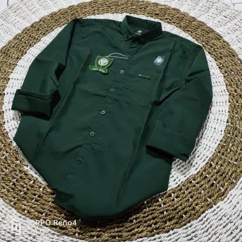 Kemeja Hijau Botol Pria Lengan Panjang Kemeja Polos Pria Warna Hijau Botol