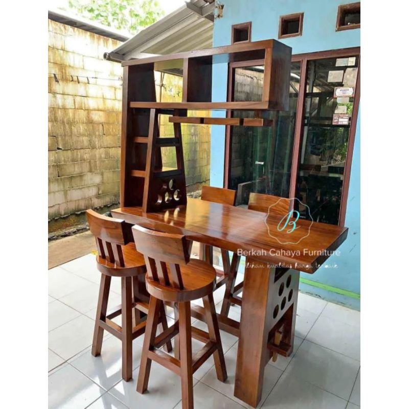 meja bar 4 kursi kayu trembesi