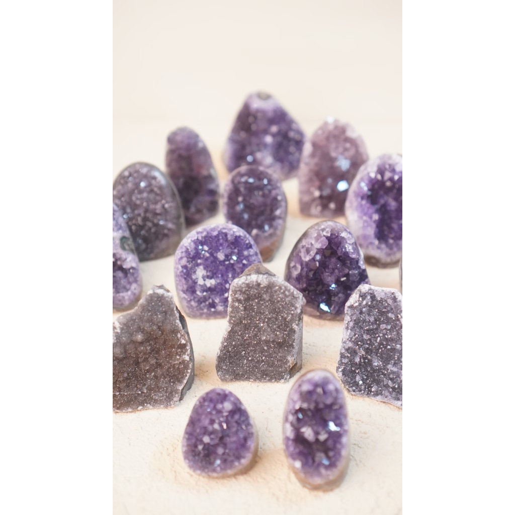 NATURAL AMETHYST URUGUAY GEODE / KRISTAL BATU ALAM GEODE