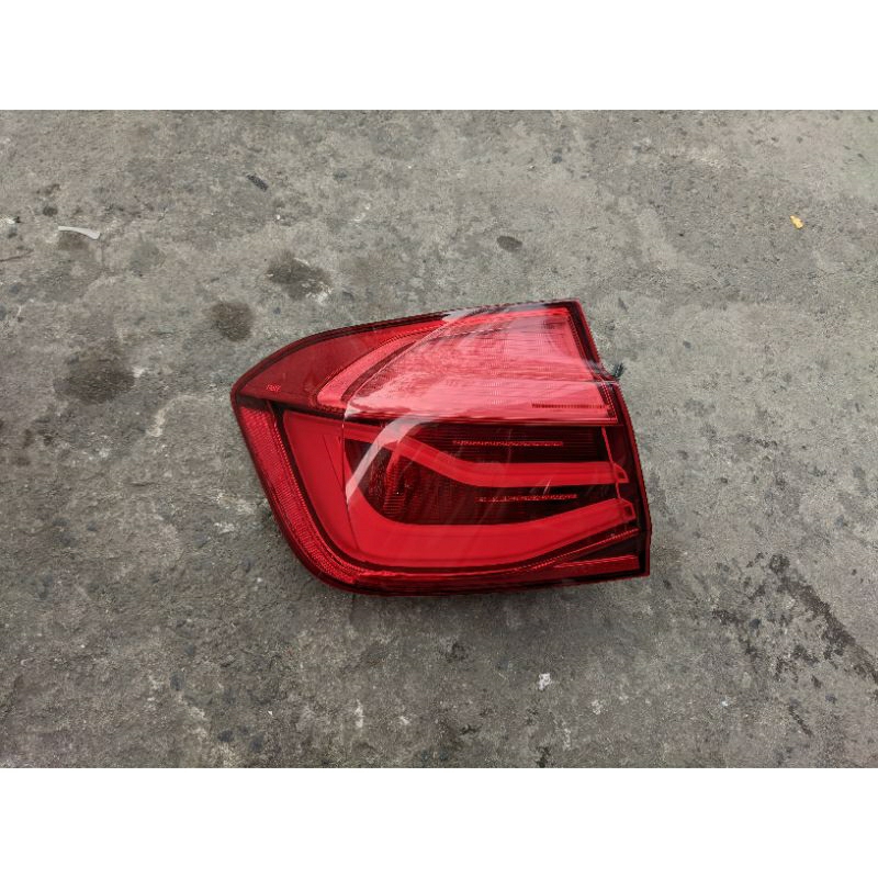 stoplamp lampu belakang BMW F30 LCI original