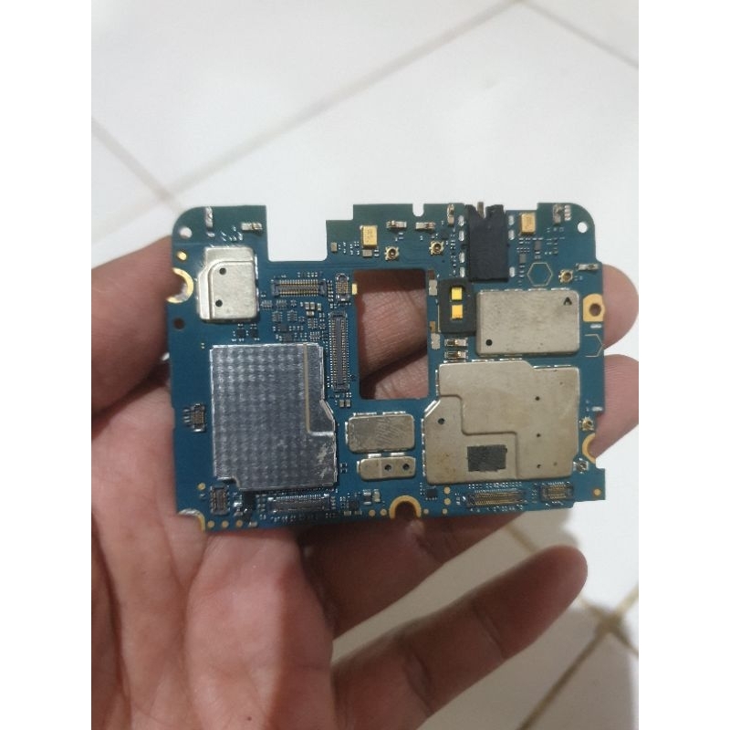 mesin mi 5s plus hidup normal,,ram 6/128