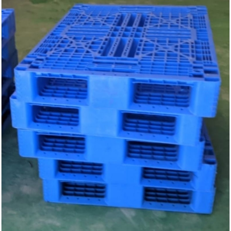 

palet plastik biru cerah 80×120×15