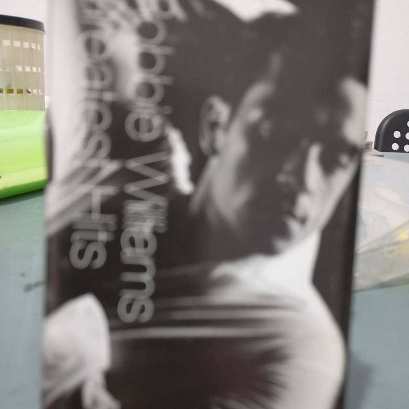 kaset Robbie Williams greatest hits