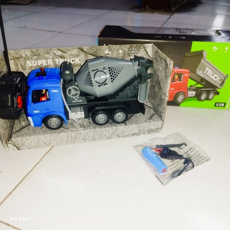 RC TRUK MOLEN BATRAI CHARGER REMOT CONTROL TRUK SEMEN
