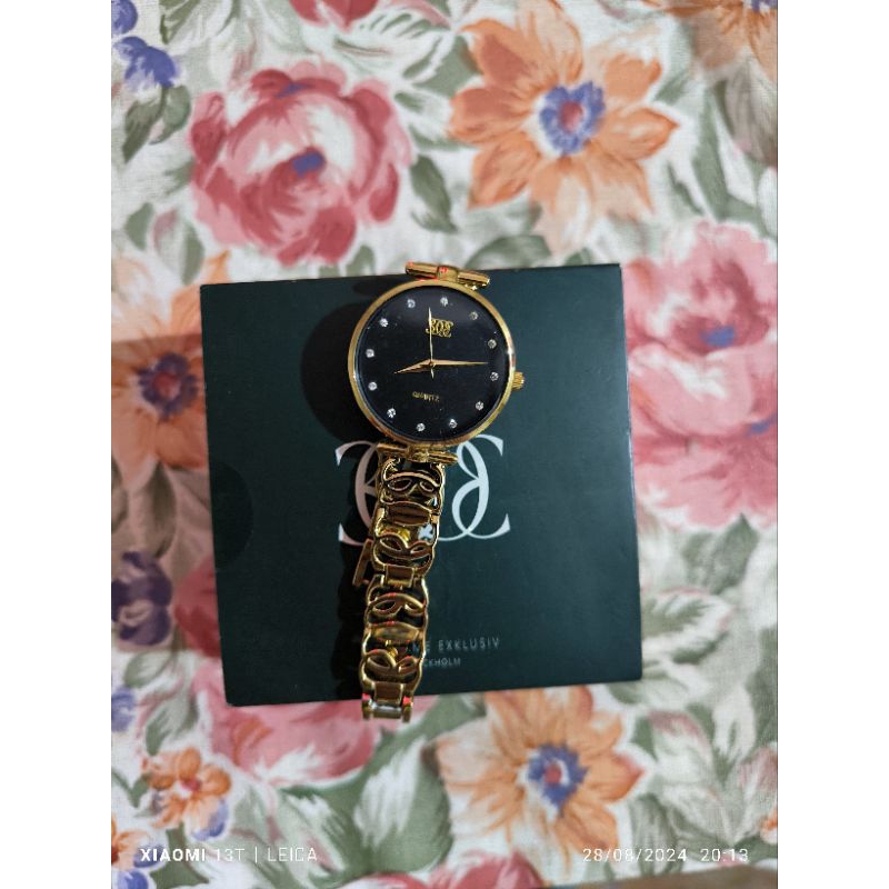 jam tangan Oriflame