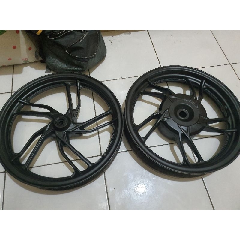 VELG DEPAN BELAKANG VARIO 125 150 NEW ORIGINAL