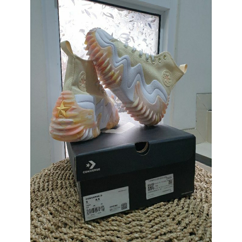 SALE - Converse Run Star Motion CX Ukuran 35 Mom's Potato Salad Putih (White) Pink Original BARU