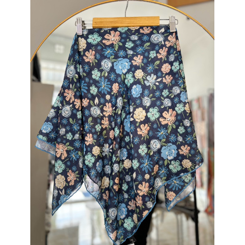 Jilbab segi empat Turki / Kerudung Turki / Hijab segi empat ori Turki