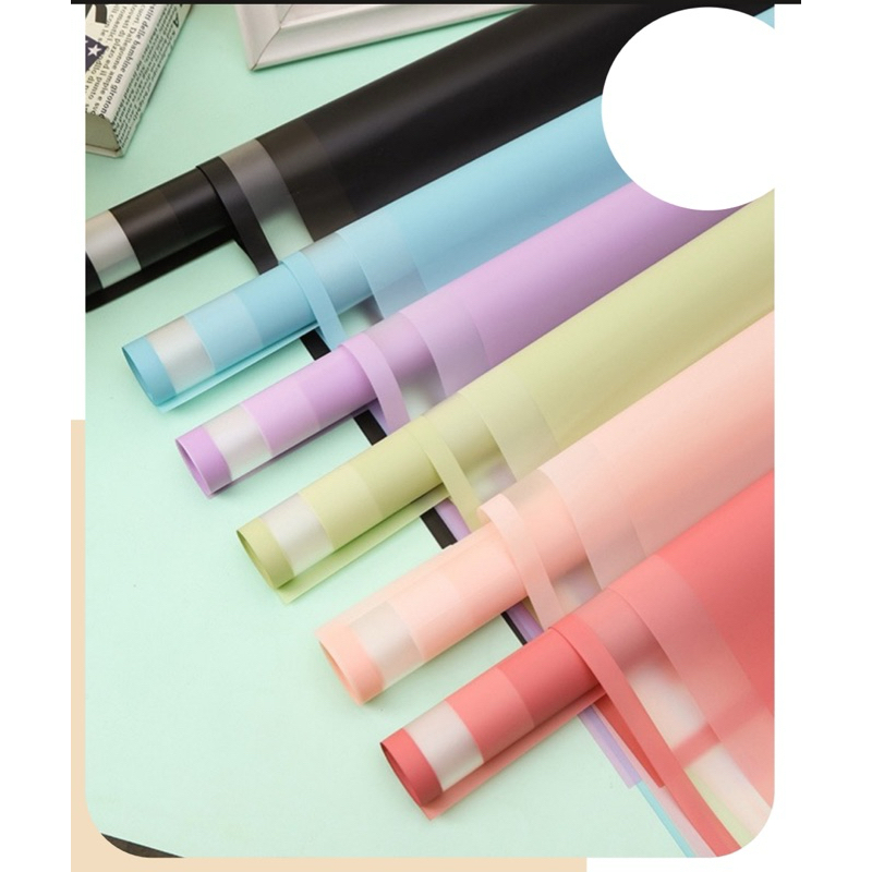 

KERTAS BUKET CELLOPHANE [20 LBR] KERTAS KADO BUNGA HIDUP BUNGA PALSU motif Frame bening