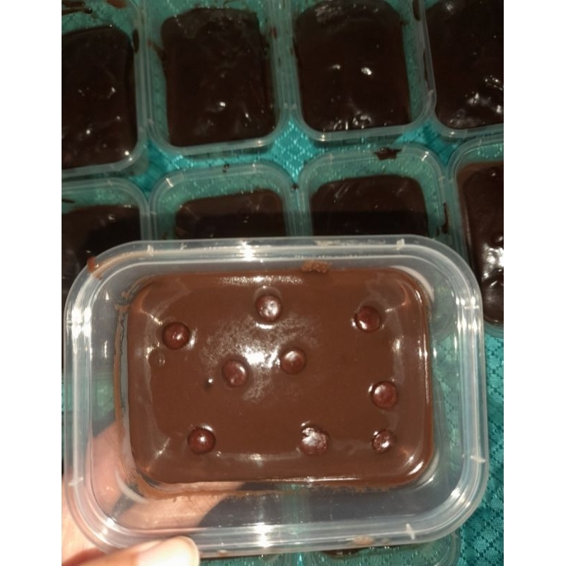 

[COD] Brownies lumer ukuran cup 200ml toping taburan chocochips