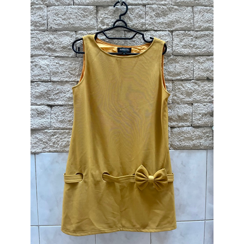 Patrizia Pepe Dress Terusan Tanpa Lengan Kuning Wanita Preloved
