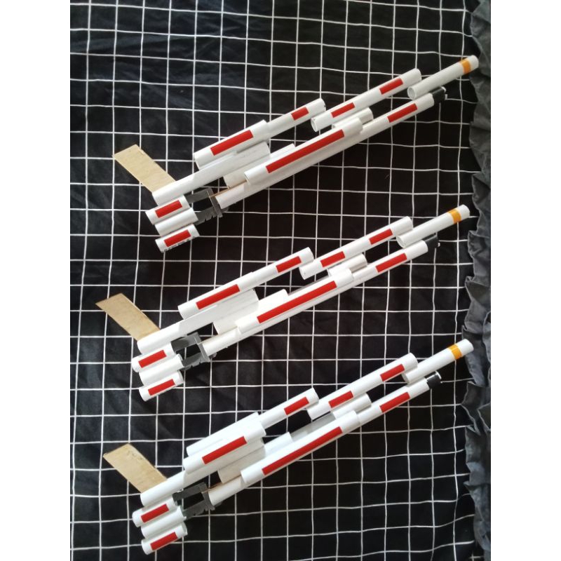 mainan tembak cicak berpeluru karet