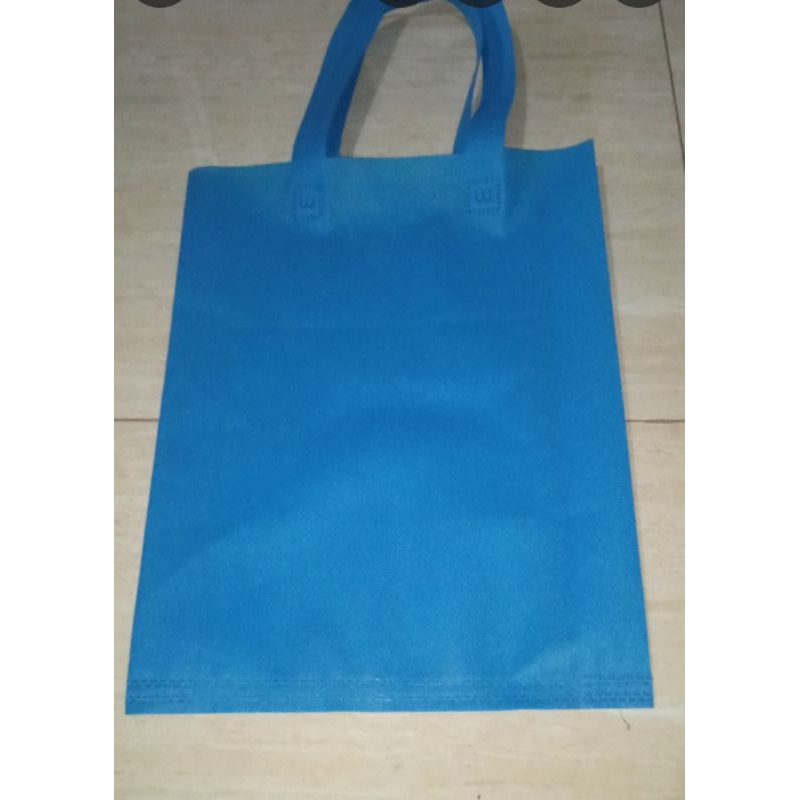 

goodie bag 30x40 cm (preloved)