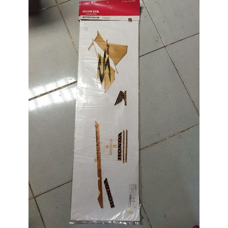 striping sticker Lis body kiri Honda cs1 cs 1 original gold