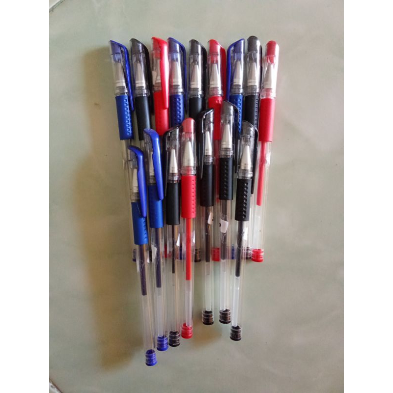 

bolpoin/bolpen ujung kecil/lancip