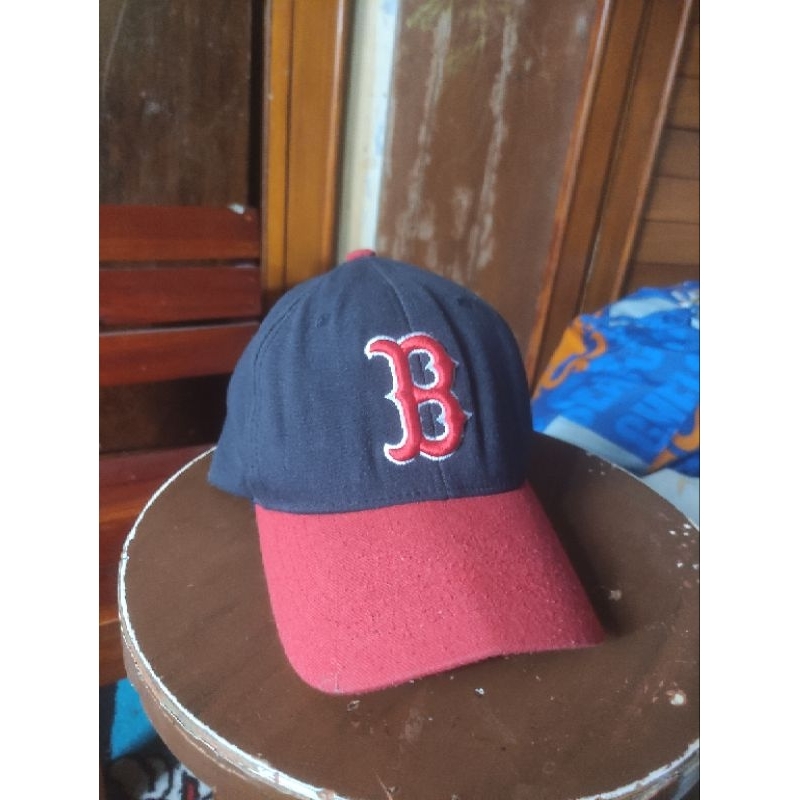 Topi MLB logo B