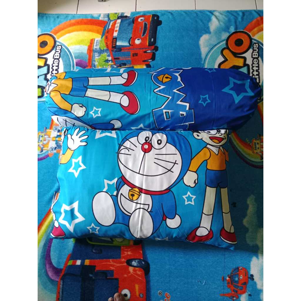 sarung bantal dan guling anime