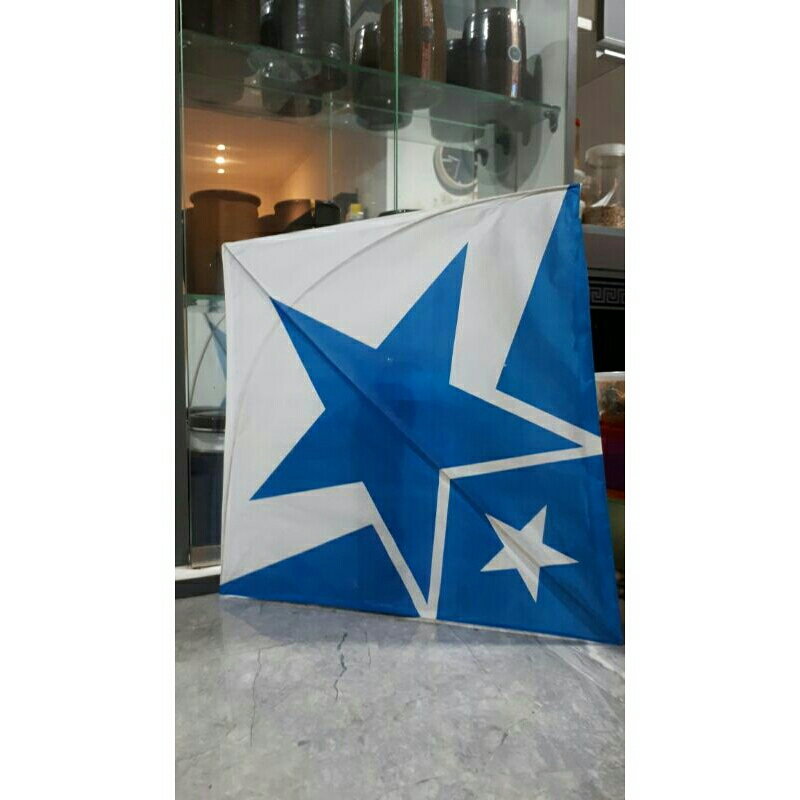 Layangan Seot Dusta Bintang Biru