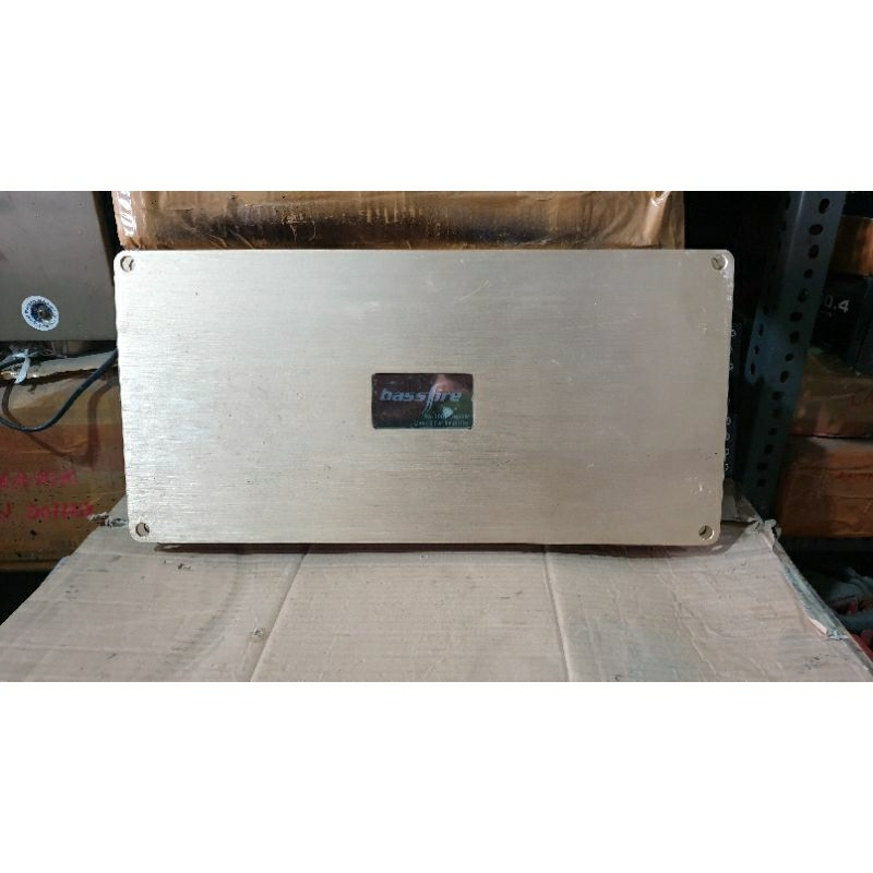 power mobil monoblock class D 3000watts BASSFIRE BA3001 second bekas normal siap pakai