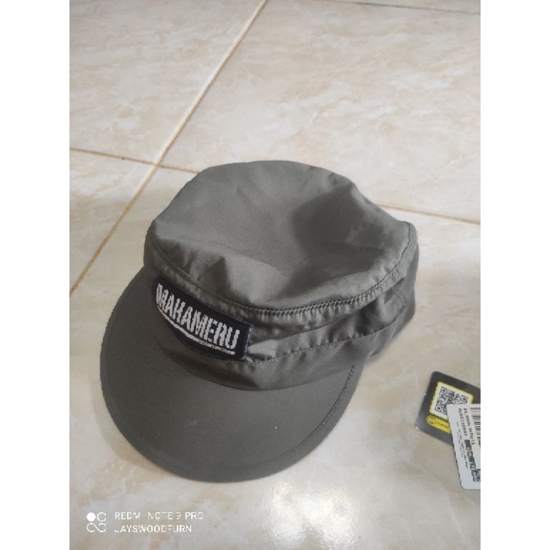 Topi mendaki dan Komando Mahameru
