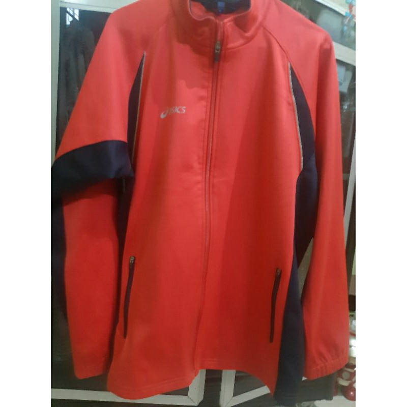 Jaket Asics