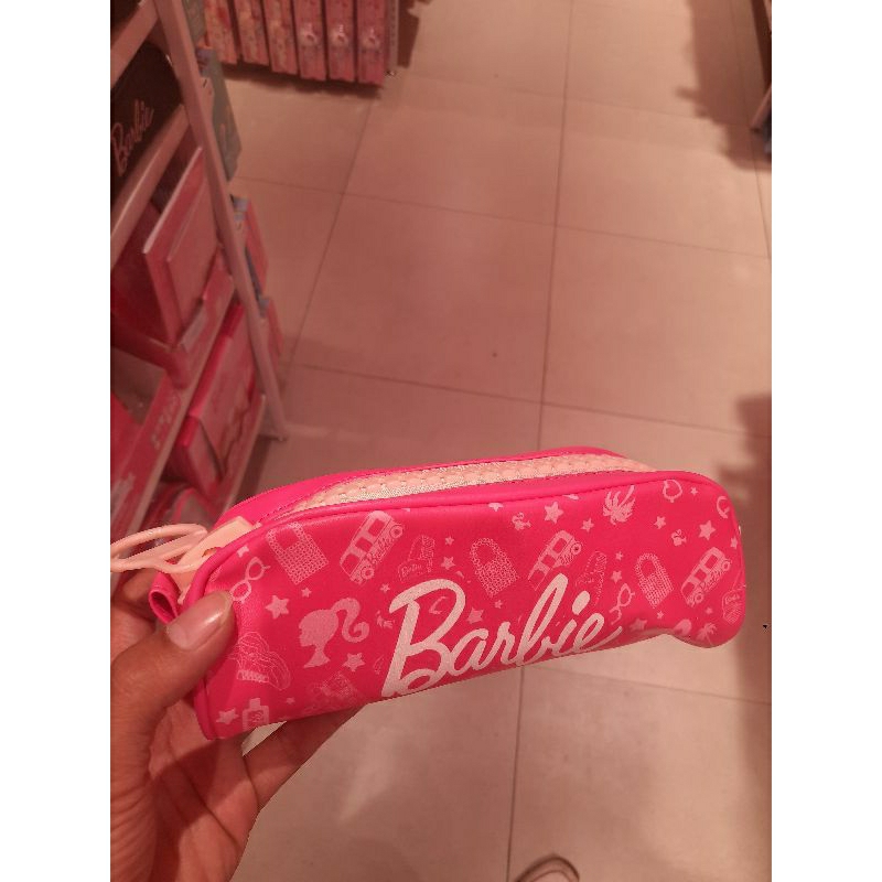 

miniso pink ❤ x barbie pencil pouch tempat penyimpanan alat tulis