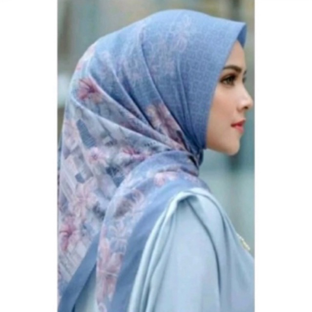 Malaya Sky Buttonscarves