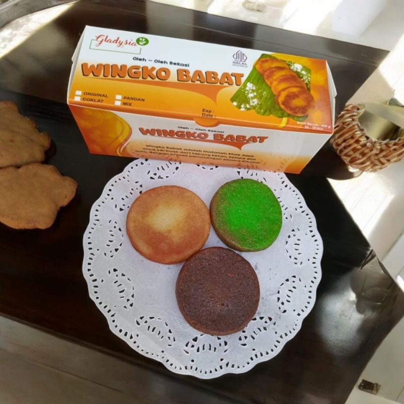 

Kue wingko babat isi 10 pcs mixs coklat pandan dan original