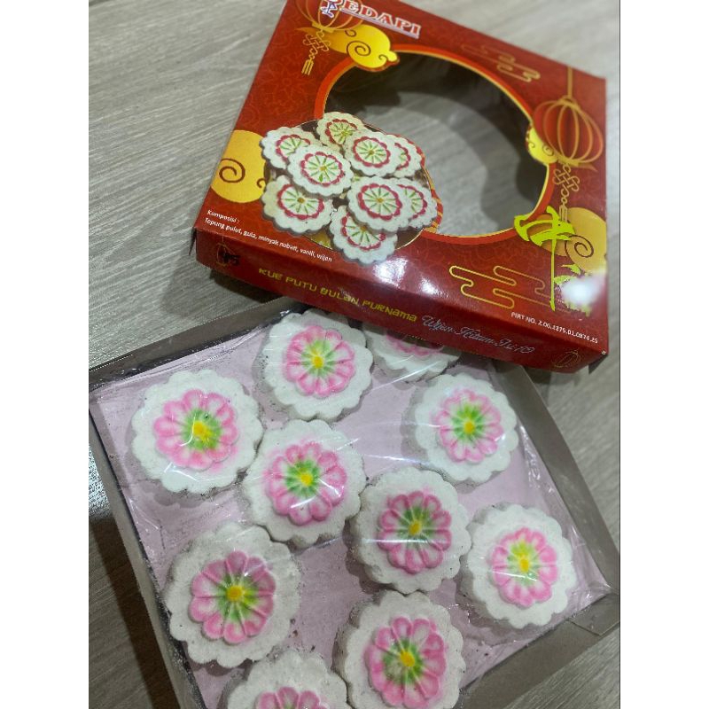 

Kue putu sedapi bulan wijen 10biji