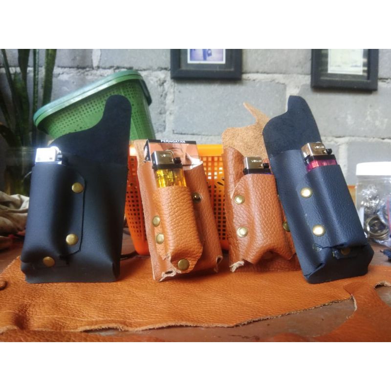 

Box cigaret kulit asli handmade