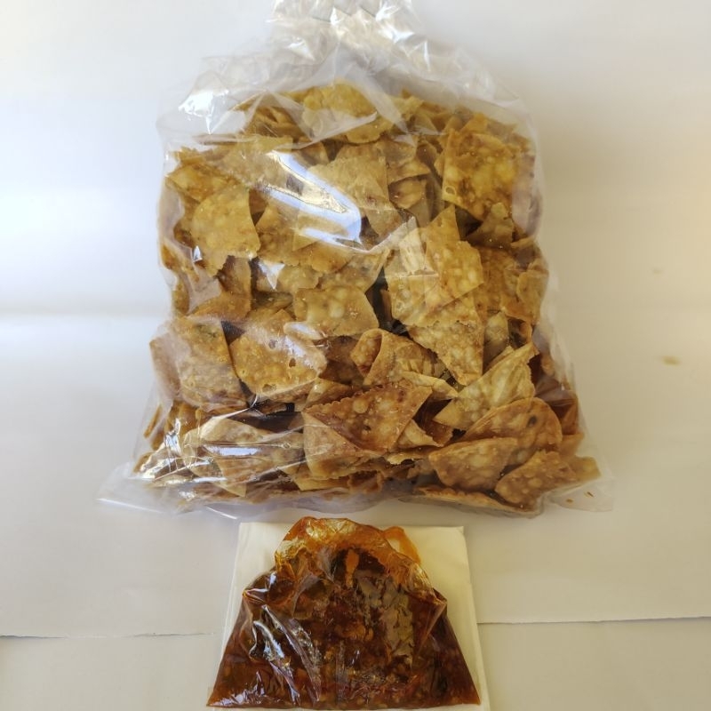 

Pattek Ikan - Pattek Jukok 500 gram Khas Madura Free Sambal