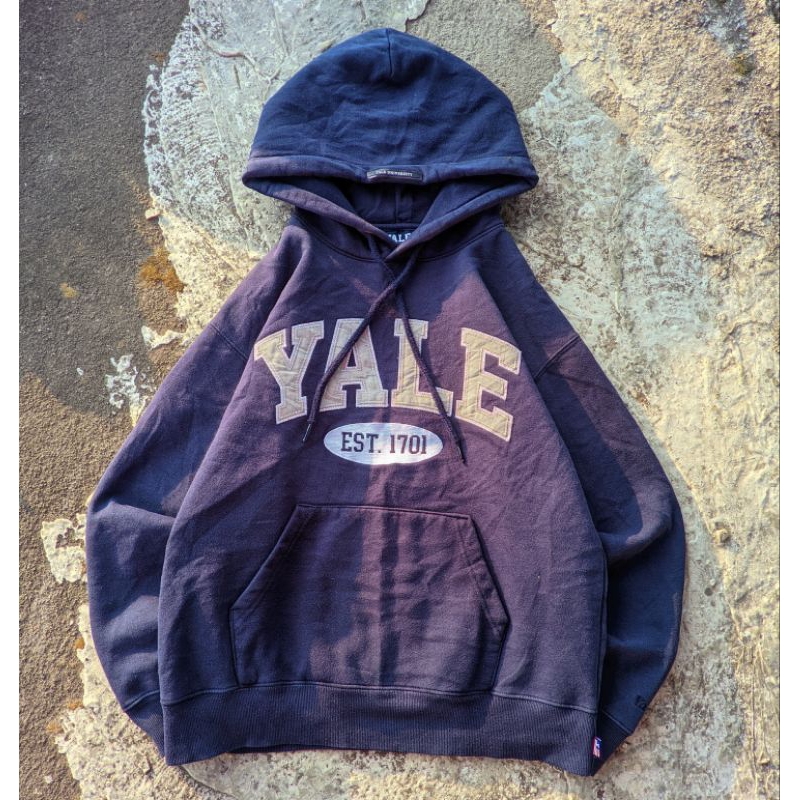 hoodie yale