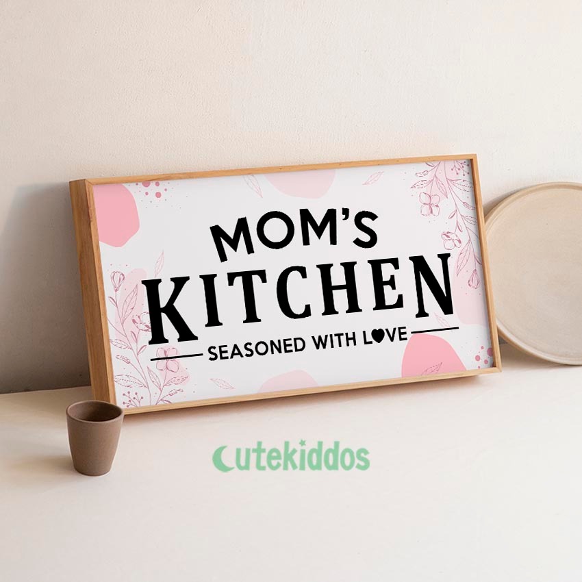 Hiasan Dinding Dapur Wall Decor Poster Tulisan Mom's Kitchen Pajangan Dekorasi Dapur