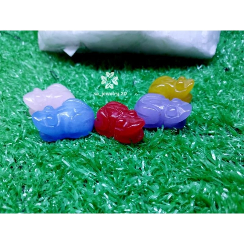 LIONTIN GIOK ASLI UKIR KATAK