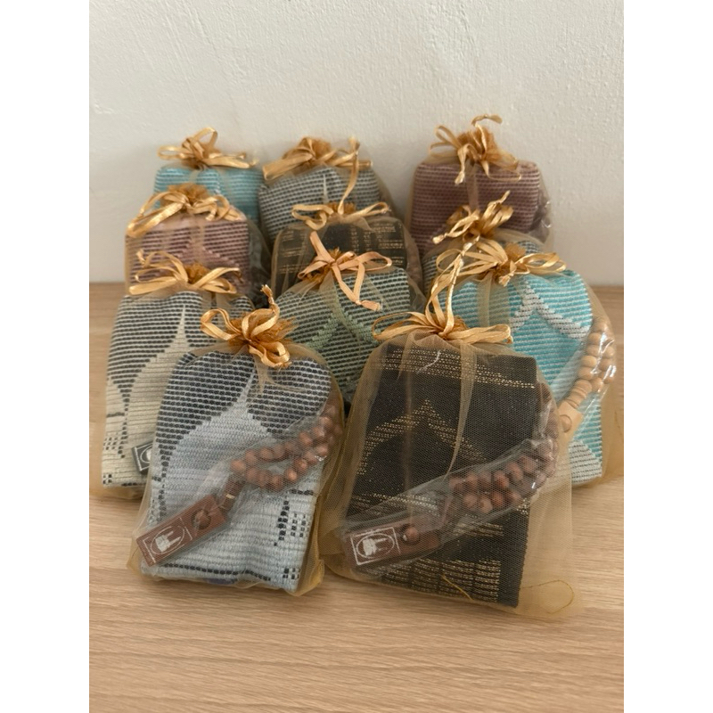 SOUVENIR SAJADAH TRAVEL/ SOUVENIR