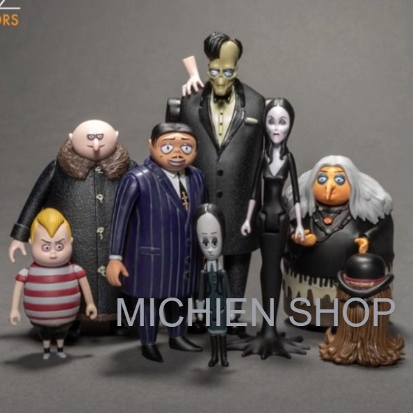 Toyz 5 Points The Addams Family Wednesday Gradma Thing Action Figure Mezco