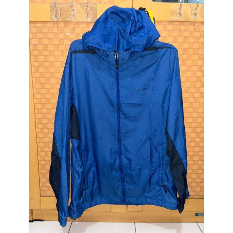 THRIFT JAKET RUNNING OUTDOOR LECAF BIRU