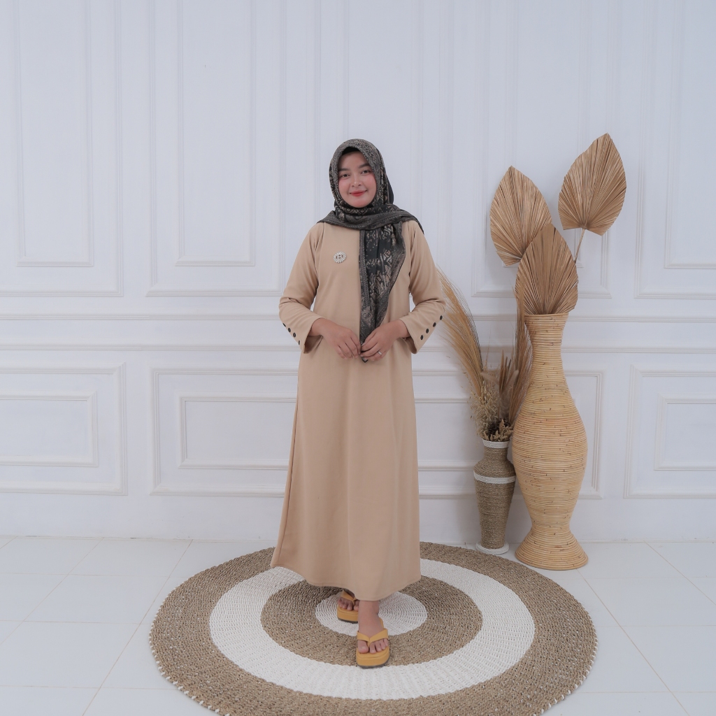 Gamis Inara Warna Cream Jumbo Lengan kancing Batwing Muat BB 50kg - 90kg Bahan Knit Premimum