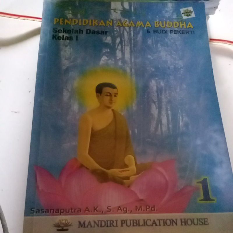 buku agama Buddha dan Budi pekerti kelas 1