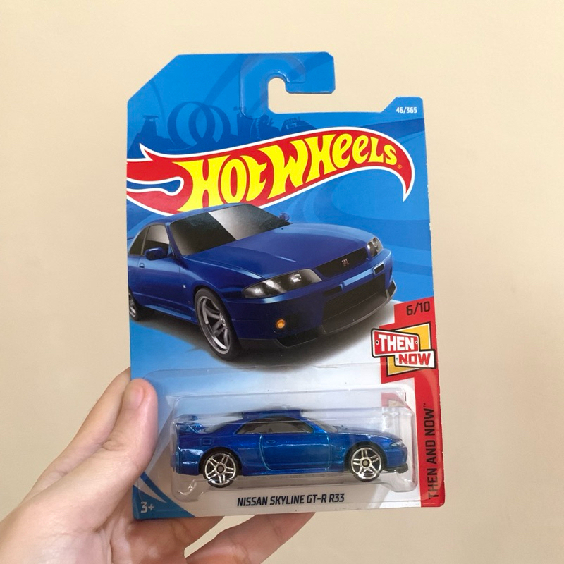 Hot Wheels Nissan Skyline GT-R R33 / Nissan Skyline Biru